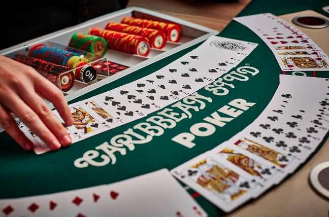 Exploring Different Casino Game Variations: Double Exposure Blackjack Edition